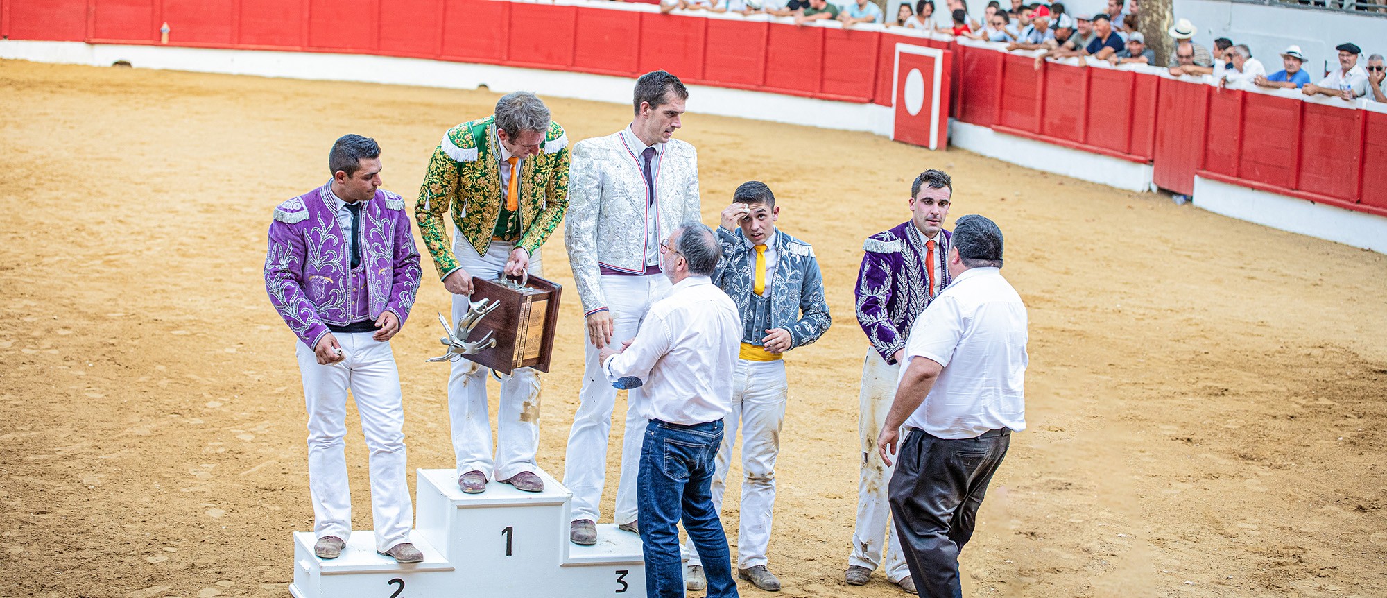 0 Podium Corne d'or LoïcLapoudge Kenji Valdès Cyril Dunouau Gautierlabeyrie Rémi Latapy 1bis  140722 copie.jpg