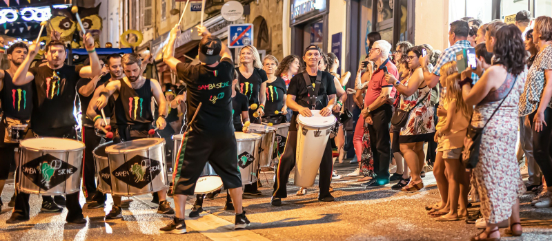 Somptueux et brillant défilé pour les fêtes de Nogaro