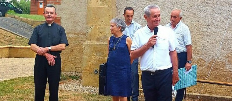Au revoir au curé Joel Sarniguet