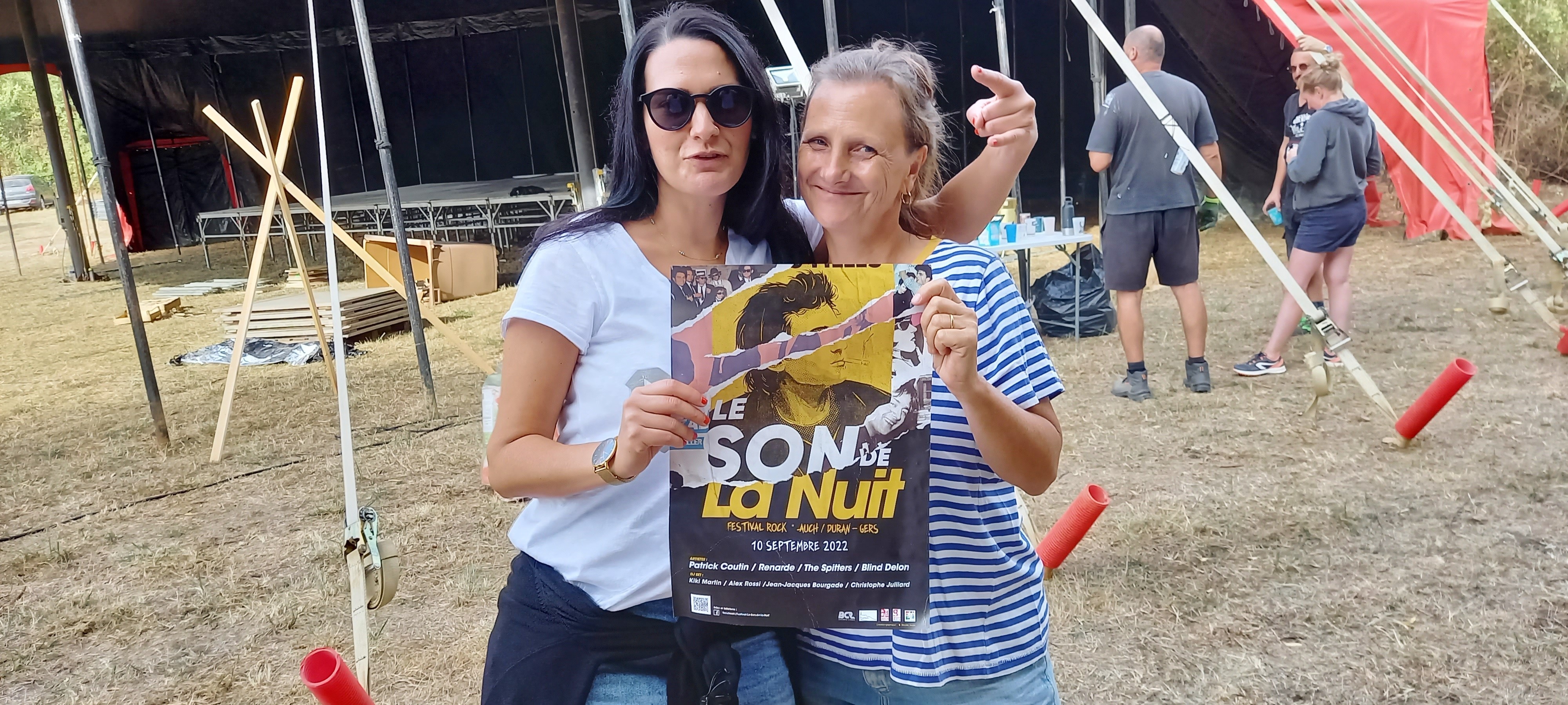 Sylvie et Jessica ont présenté l'affiche du festival.