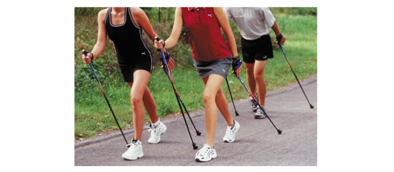 Venez vous initier à la marche nordique, un sport de plein air aux atouts multiples!