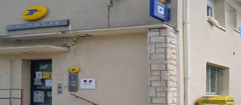 La Poste et les services annexes