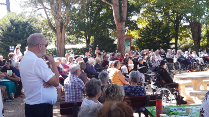 Une Kermesse qui rassemble résidents, familles et bénévoles