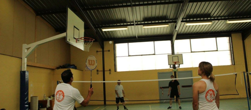 Venez découvrir - ou redécouvrir - le Volant Vicois, le club de badminton de Vic !