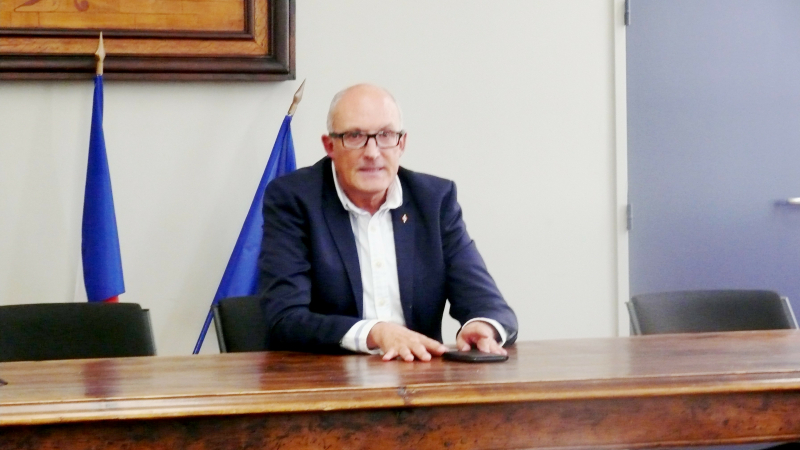 Le maire Jean-François Rousse s'exprime sur" la crise énergétique dans un contexte inflationniste"