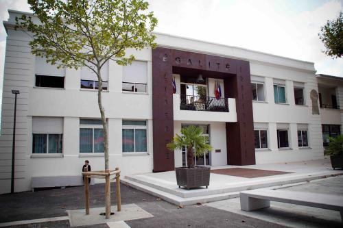 mairie.jpg