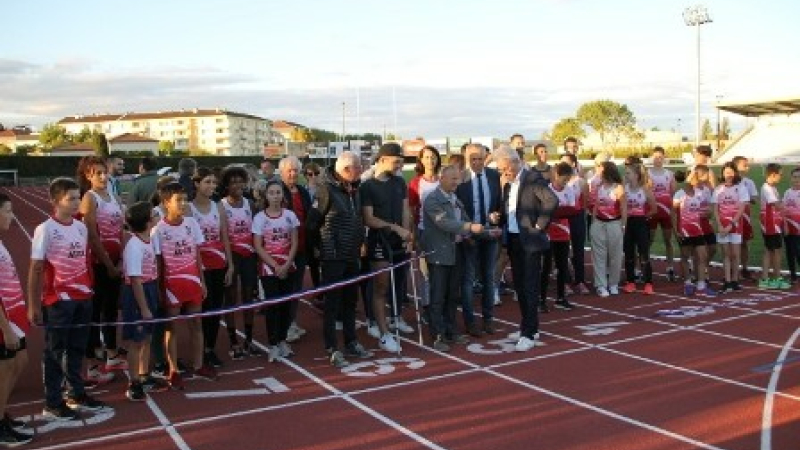 Inauguration de la piste et des installations du Club d'athlétisme