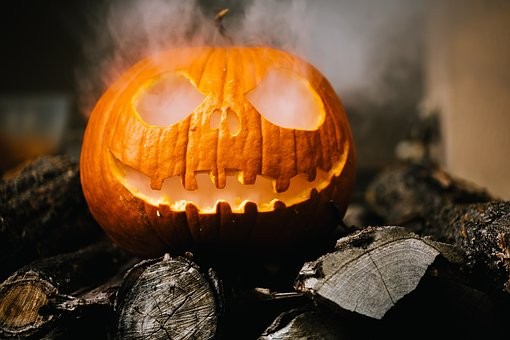 halloween-2905531__340.jpg