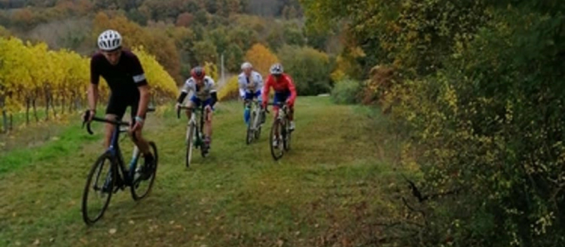 Les cyclos-crossman des vignes en selle