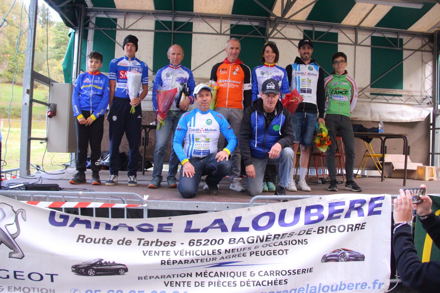 podium final des vainqueurs  ©  Photo  cor Lionel LEMAIRE