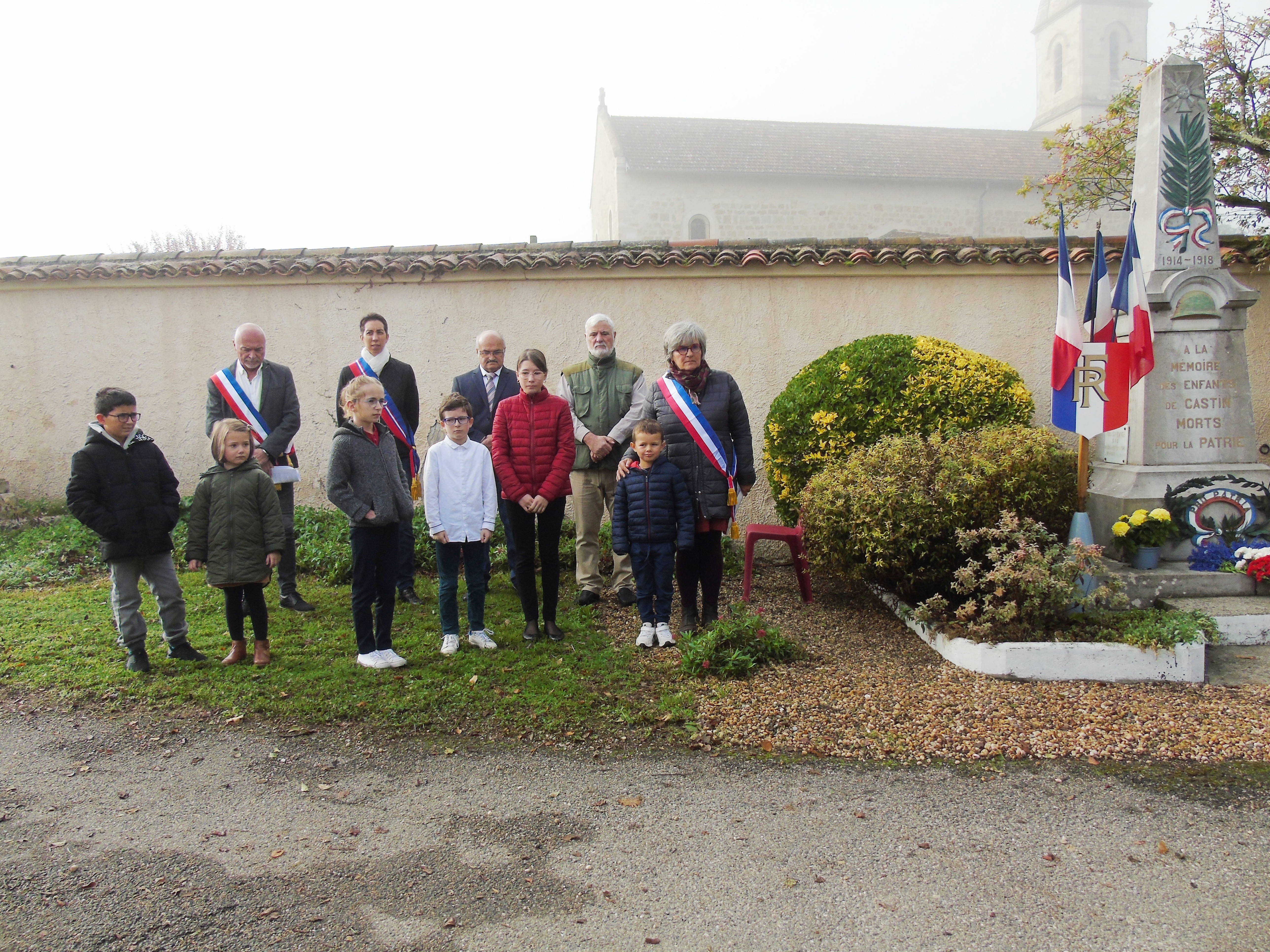 Monument aux morts de Castin.