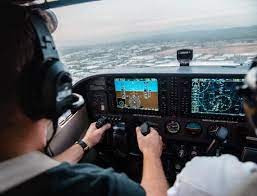 cockpit airbus.jpg