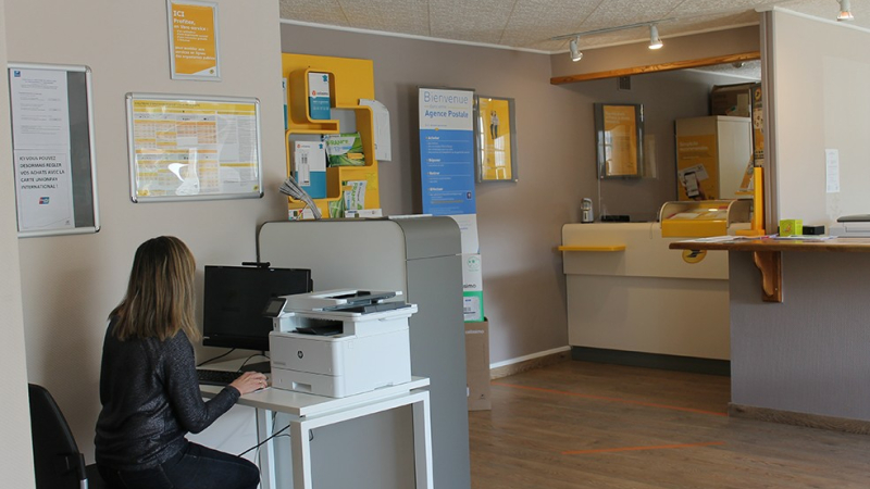 Les points contact numérique de La Poste se multiplient