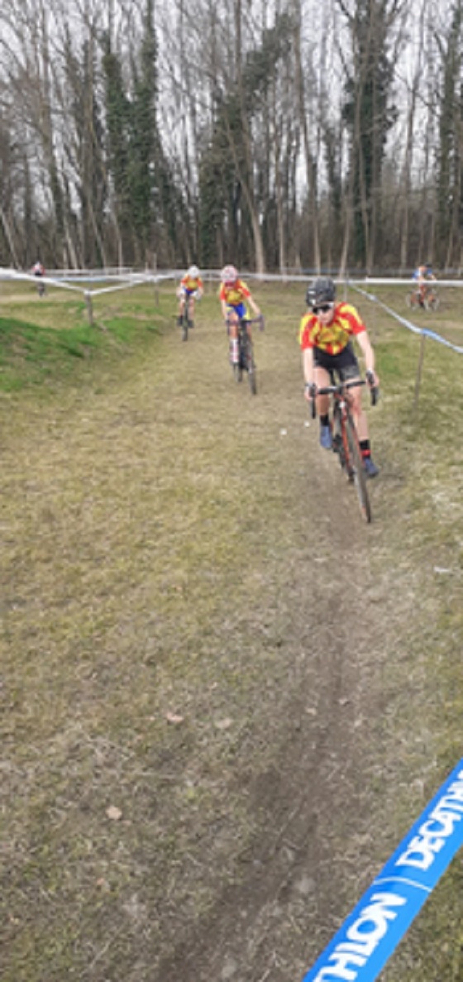 Le cyclo-cross maintient la condition physique, une spécialité prompte et enrichissante.  crédit Ph Lionel Lemaire