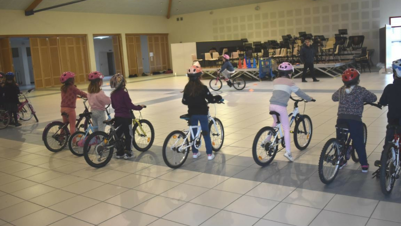 Vélos  et  rollers à l’école