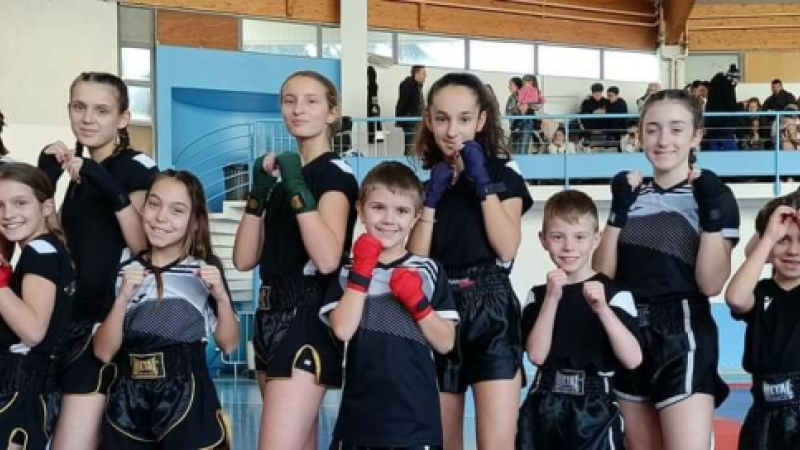 Le boxons multiboxe 5 survole les championnats d'Occitanie