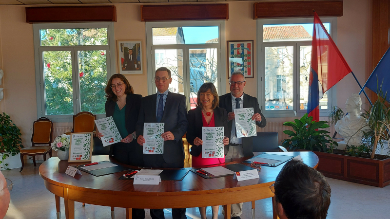 Vic-Fezensac signe la redynamisation de son centre-ville