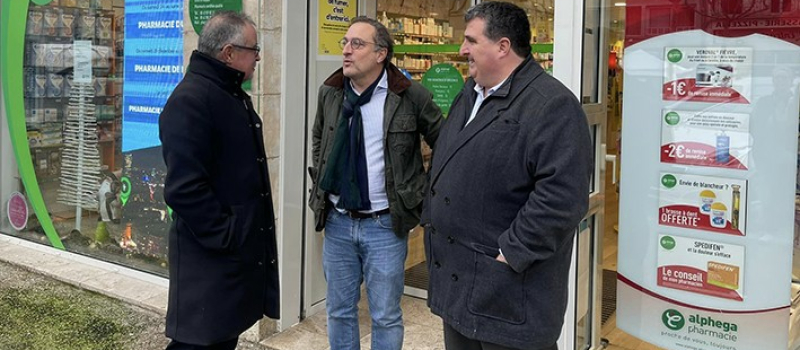Quand il n'est pas à l'assemblée le député est sur le terrain