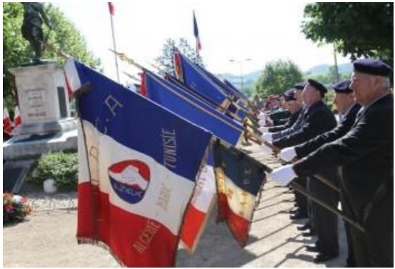 fnaca drapeau.JPG