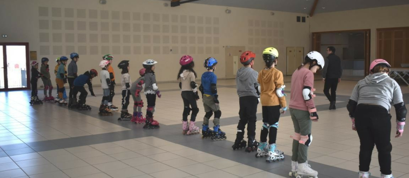 Les activités vélos et rollers continuent à l’école