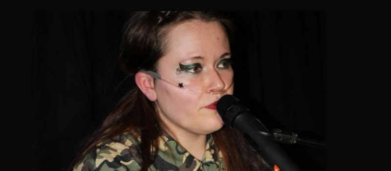 Annabelle Jörg, petite femme courage, en concert avec sa chorale à Tasque  samedi 4 mars.