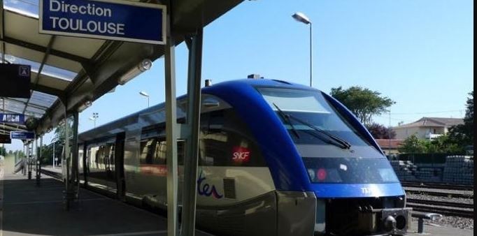 TRAIN LIO