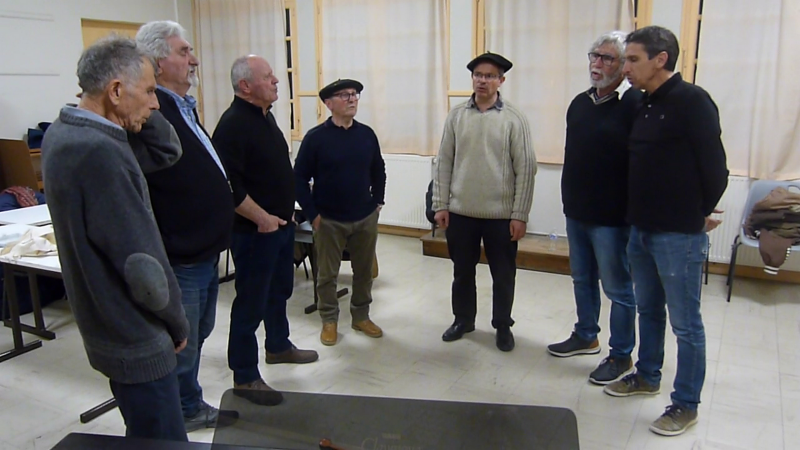 Répétition du groupe « Aquiu »