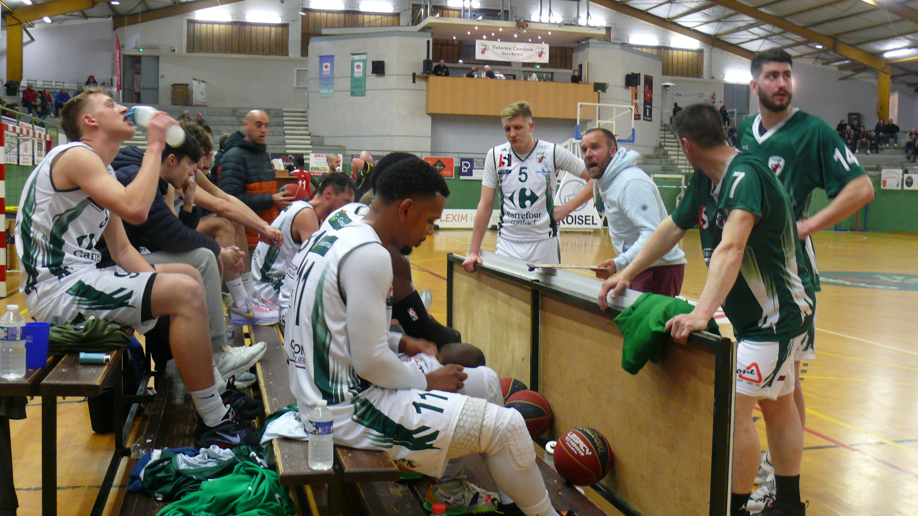 Thomas Baurens motive les joueurs.