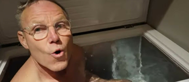 Vidéo. Insolite : Dans le Gers, il se baigne dans une eau glacée, 4 fois par semaine