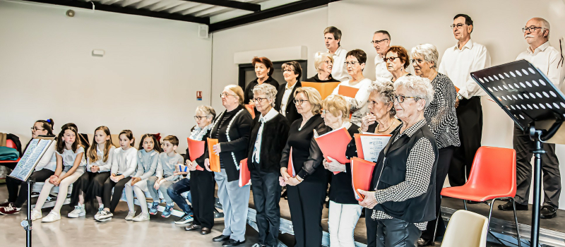 Hubert Van Agt et Folgaritmo ont chanté de concert Georges Brassens à Nogaro