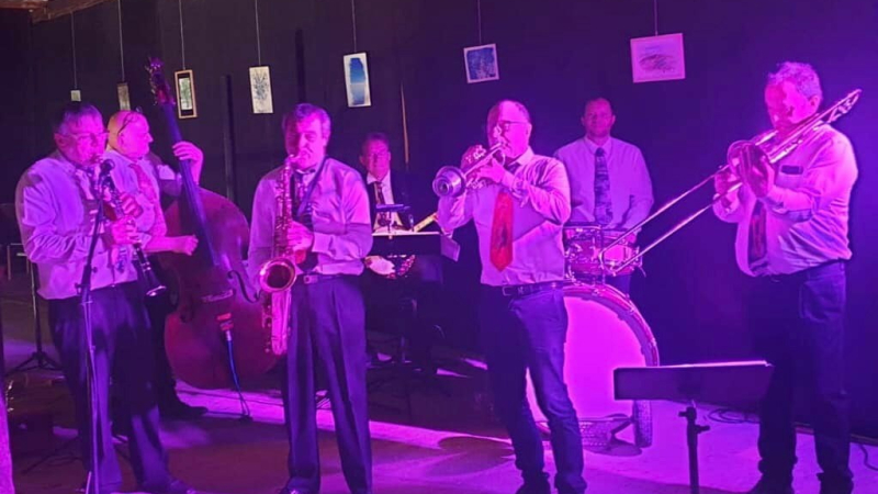 Prochain " facteur jazz " le jeudi 6 avril avec  Cocktail Jazz Band-New Orleans