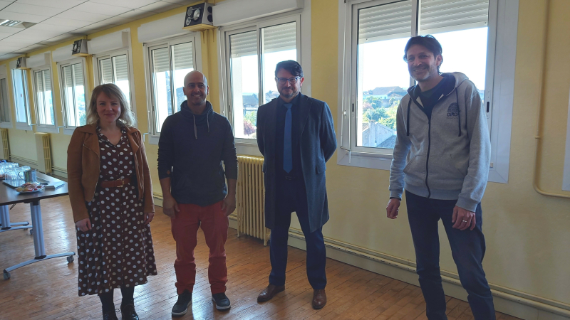 Quand l'univers circassien de Philippe Ribeiro s'invite au collège Gabriel Séailles...