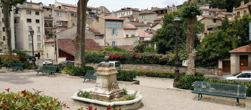 Visite de la place du Caillou avec le Centre Culturel Espagnol