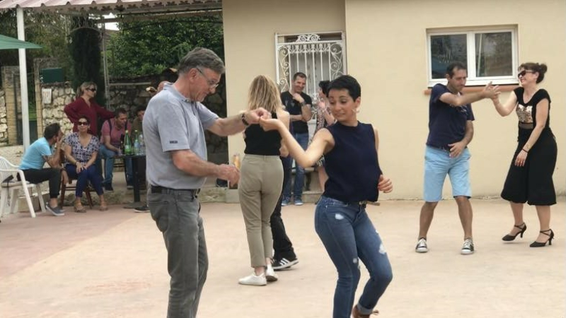Domingo latino à La Varangue