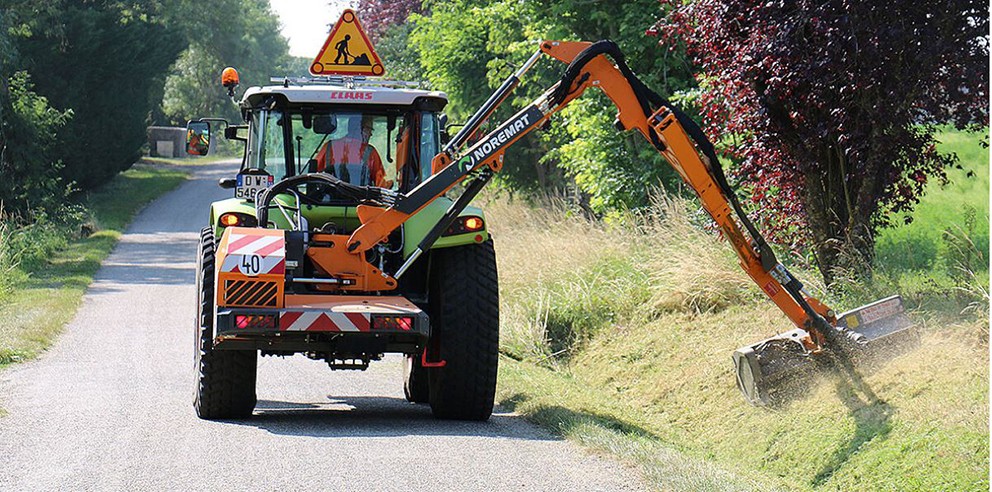 tracteur route.JPG