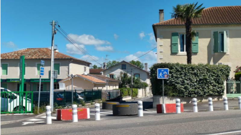 La rue de Colmar fermée à la circulation automobile entre l’avenue de la Marne et la rue Clément Ader