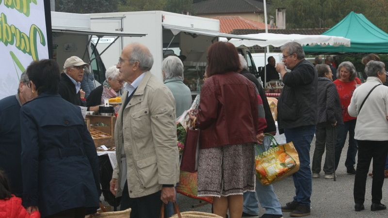 Petit marché devenu grand