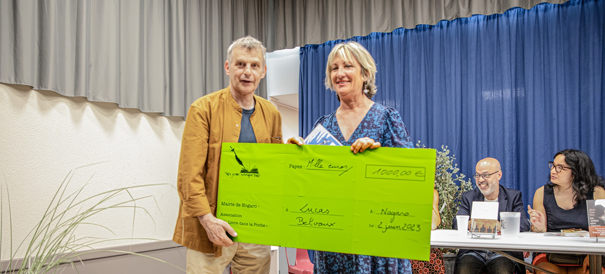 14 Remise chèque à Lucas Belvaux 1bis 020623.jpg