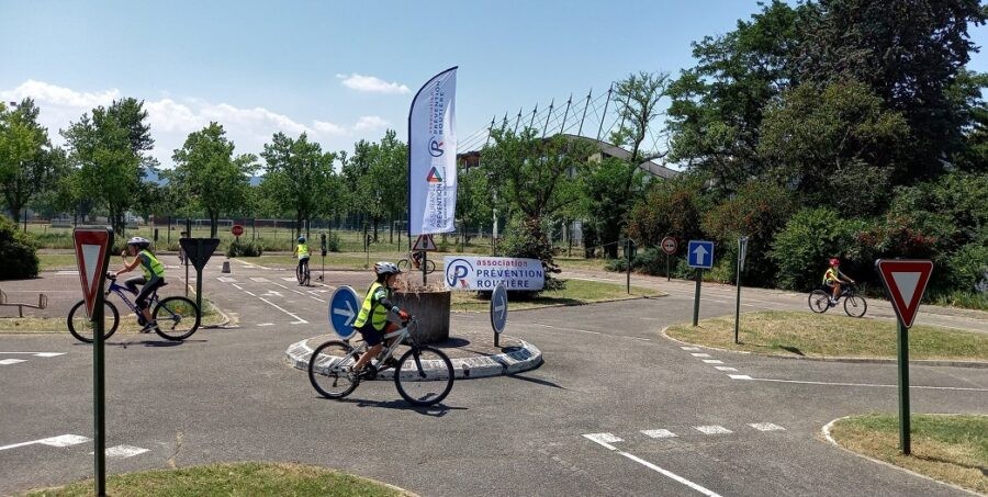 Challenge-velo-avec-AP-e1655458537542 (1).jpg