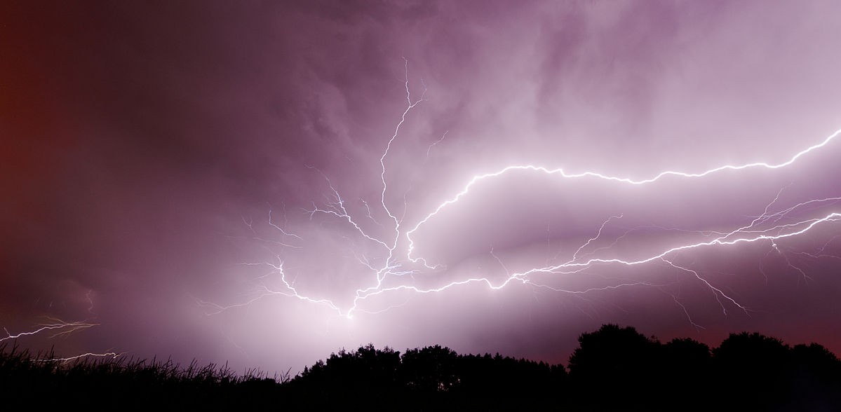 2012-08-01_22-29-07-orage.jpg