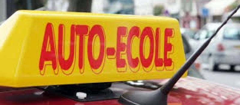 Permis de conduire à 17 ans