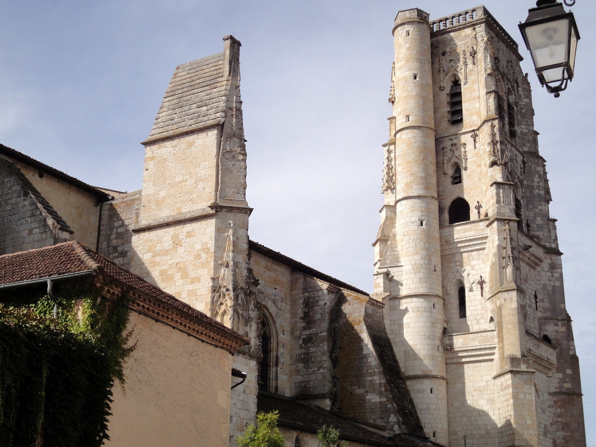 Lectoure,_église.jpg