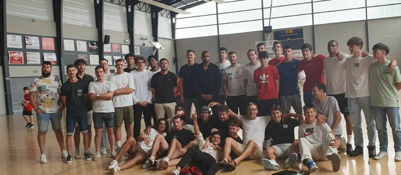 L’Union Gascogne Basket a fêté  Yves Baratet l’entraîneur hors normes de l’équipe des U17M