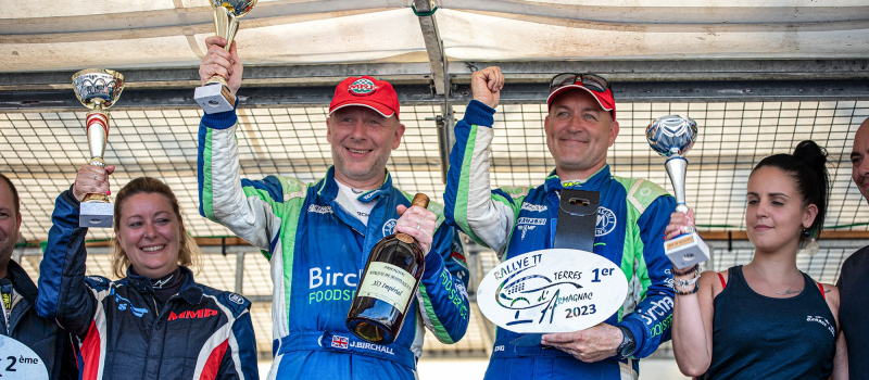 Un équipage britannique en tête du Rallye tout-terrain Terres d'Armagnac à Nogaro