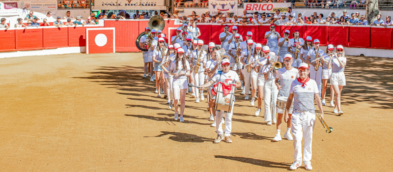 La Corne d'Or à Nogaro le 14 juillet: (III) Dernier album des exploits des écarteurs