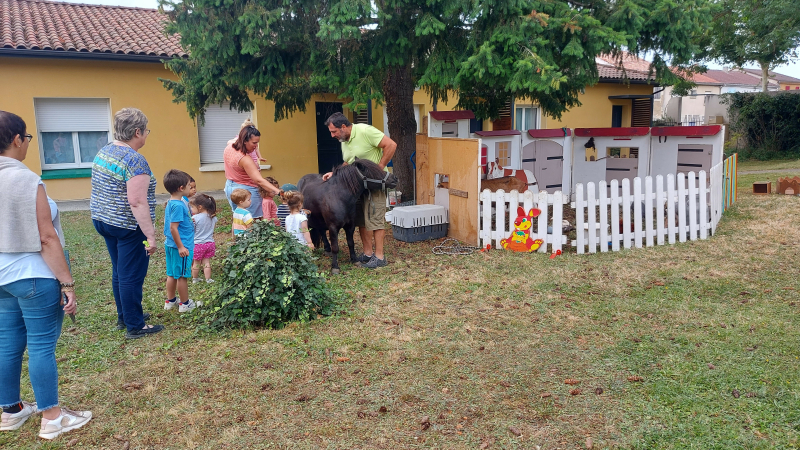 Quand la ferme s'invite à la crèche !