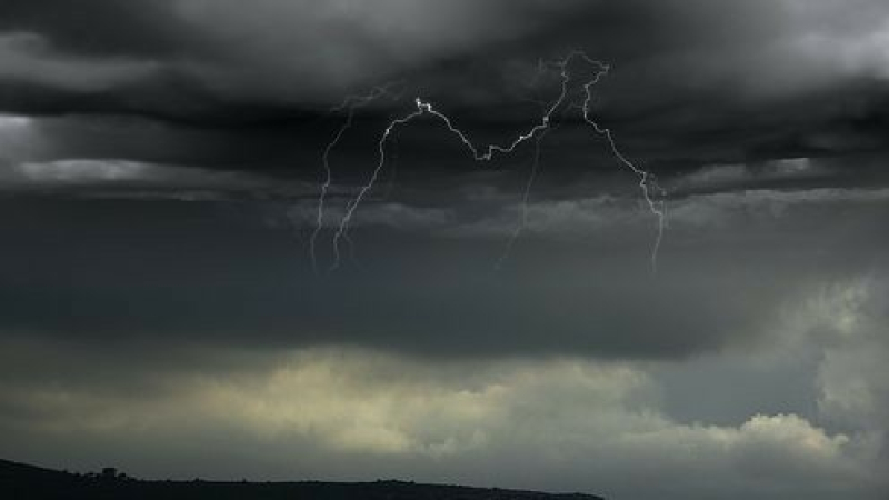 Vigilance orange vent et orage : prudence de mise pour professionnels et festivaliers