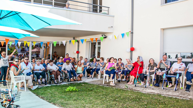 Un apéritif à l'hôpital pour lancer les fêtes de Nogaro