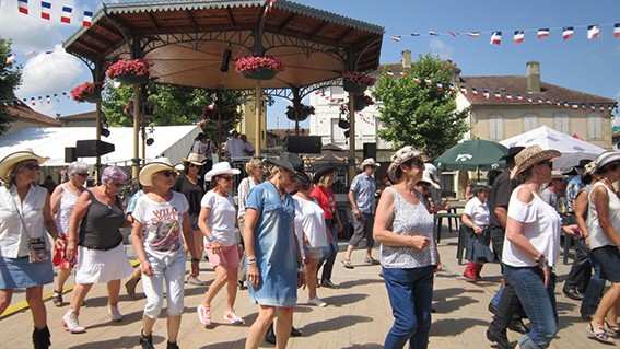 country line dance place astarac.jpg