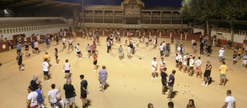 58 triplettes au concours de pétanque